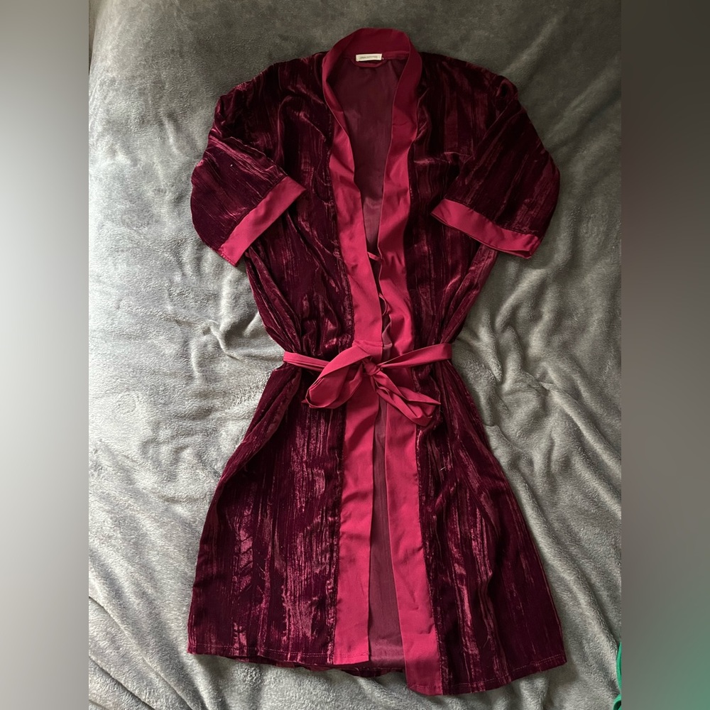 Urban outfitters velvet robe